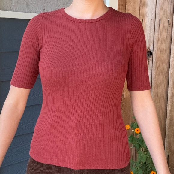 Reformation Janine Top in Rust - Picture 2 of 10
